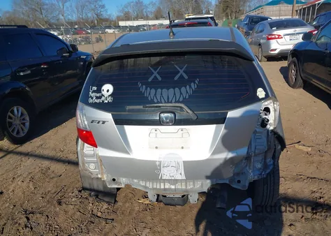 2013 Honda Fit z USA, uszkodzony, nr VIN JHMGE8G32DC013379